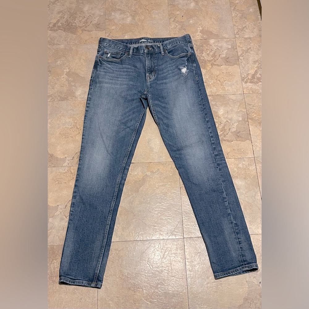 New OLD NAVY  I  Relaxed Slim Built-In Flex Distressed Jeans for Men 34x34